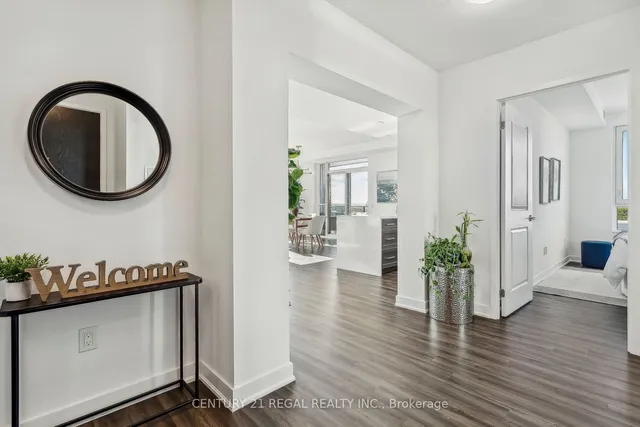 Additional image 12 of 2007 James St Unit 1106