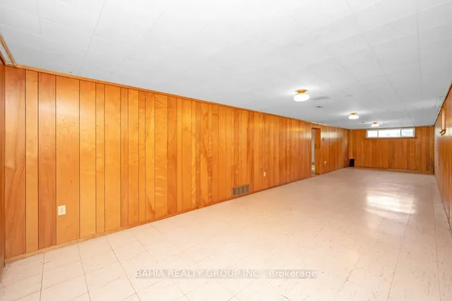 Additional image 25 of 51 Robroy Ave