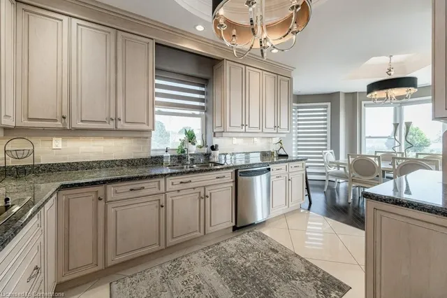 Additional image 21 of 174 Mountain Park Ave Unit 2W