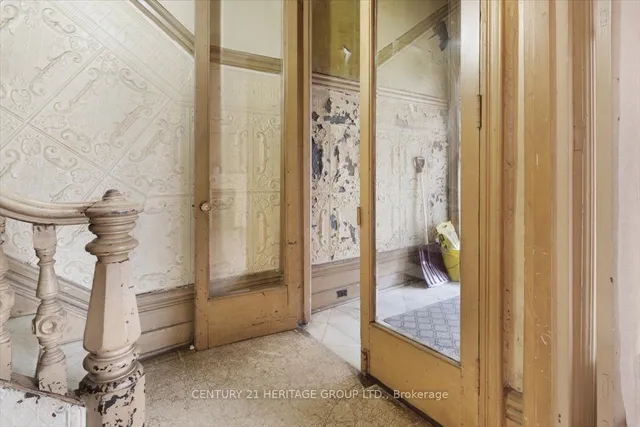 Additional image 5 of 143 Catharine St