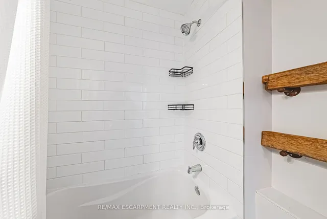 Additional image 14 of 189 Crockett St