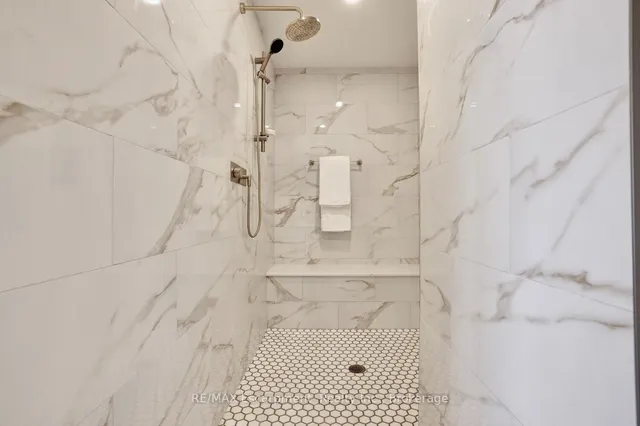 Additional image 19 of 48 PALOMINO Dr