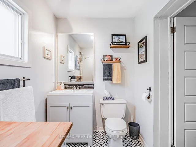 Additional image 16 of 1 Mareve Ave