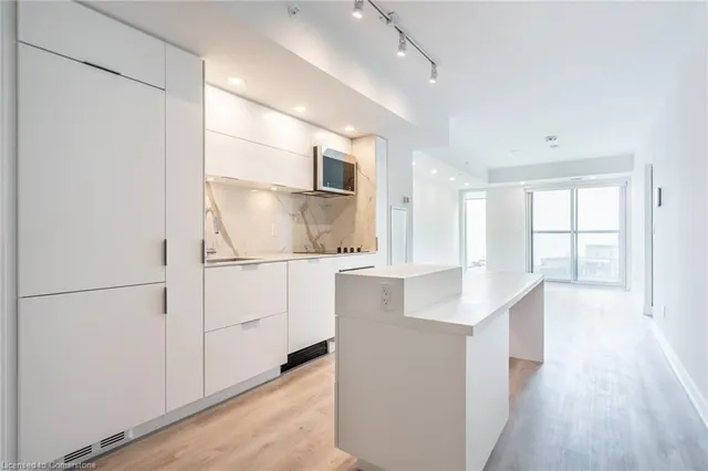 Additional image 5 of 370 Martha St Unit 309