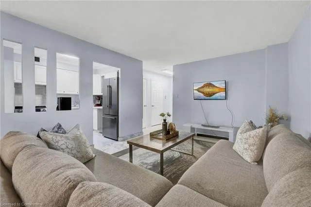 Additional image 9 of 975 Warwick Crt Unit 1107