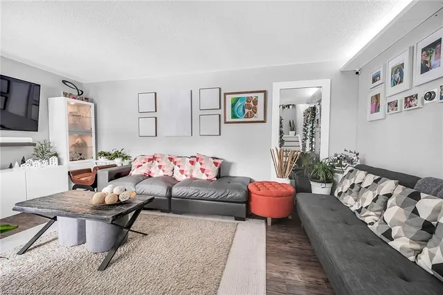 Additional image 6 of 1300 Upper Ottawa St Unit 12