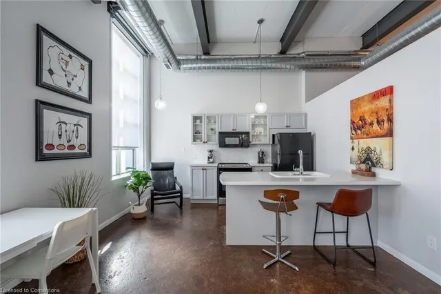 Additional image 11 of 11 Rebecca St Unit 101