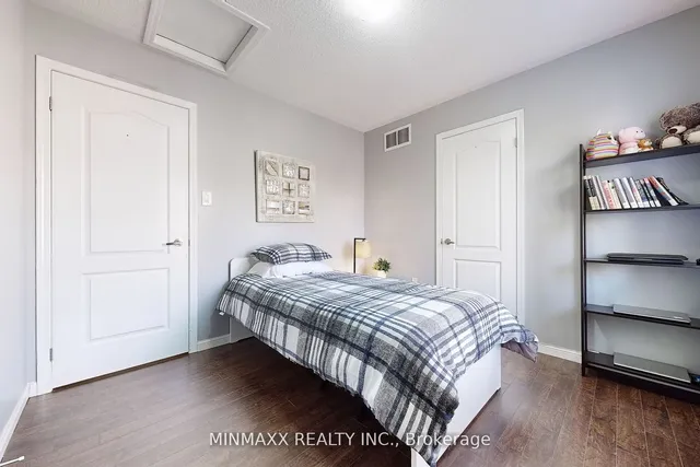 Additional image 22 of 1052 Haxton Hts