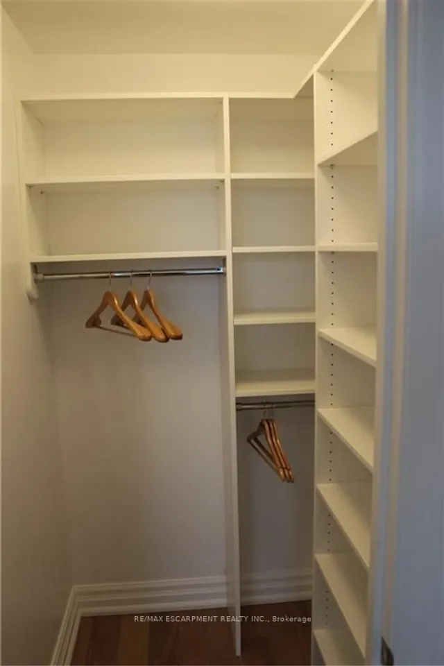 Additional image 13 of 2060 LAKESHORE Rd Unit 403