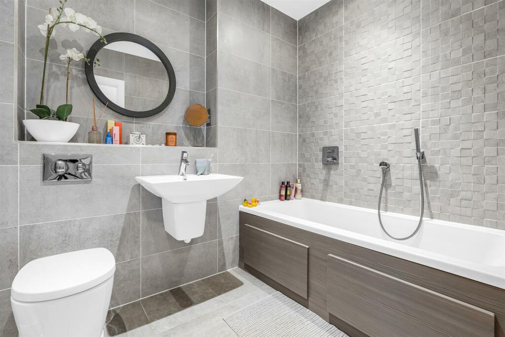 Additional image 24 of Frythe Avenue, Welwyn