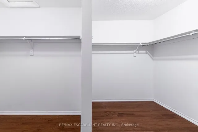 Additional image 19 of 379 Devonshire Terr