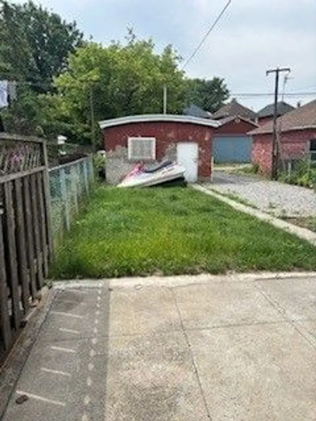 Additional image 16 of 14 Clinton St