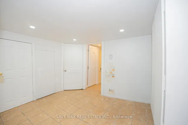 Additional image 34 of 23 lyndhurst St