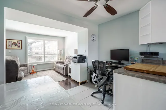 Additional image 19 of 202 LAVINA Cres Unit 10