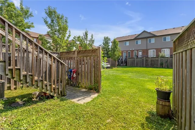 Additional image 38 of 151 Green Rd Unit 12