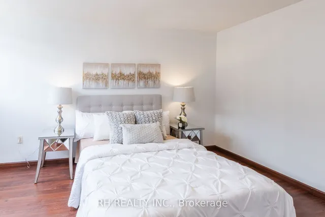 Additional image 13 of 760 Lawrence Ave Unit 90