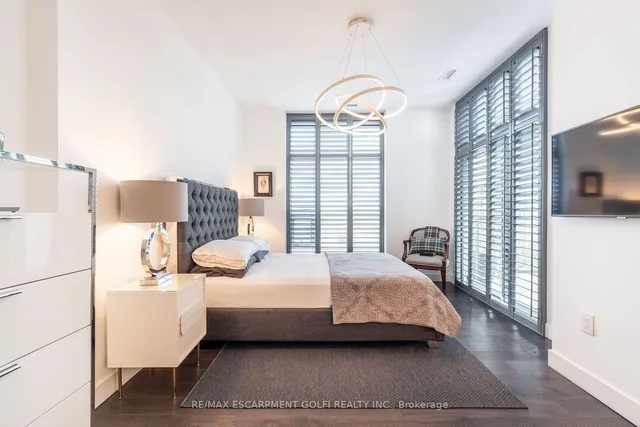 Additional image 23 of 90 Charlton Ave Unit 806