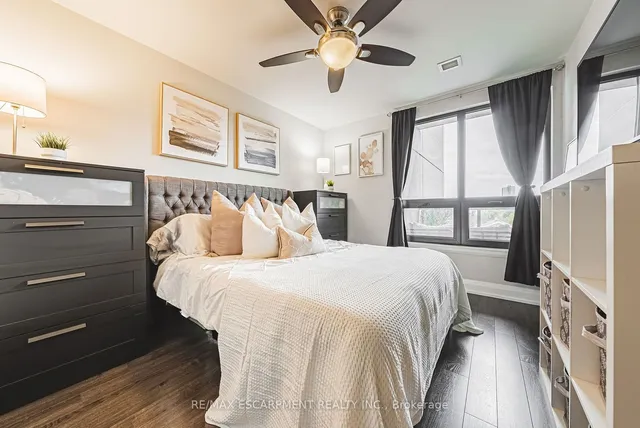 Additional image 12 of 181 James St Unit 402