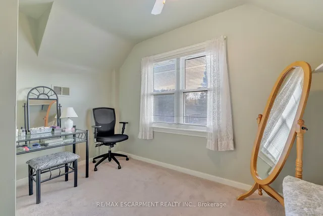 Additional image 23 of 67 Galbraith Dr