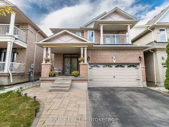 1051 McClenahan Cres