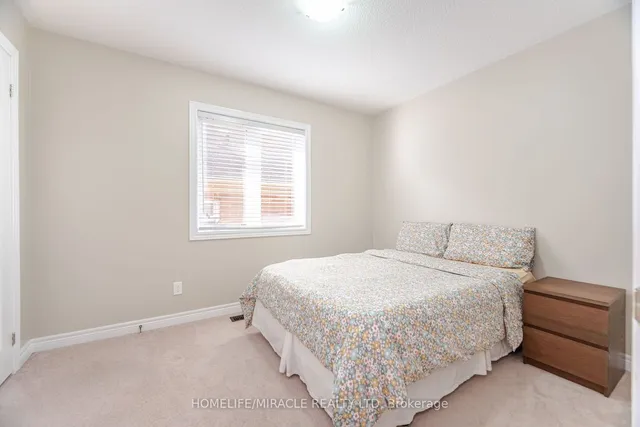 Additional image 21 of 815 Miltonbrook Cres