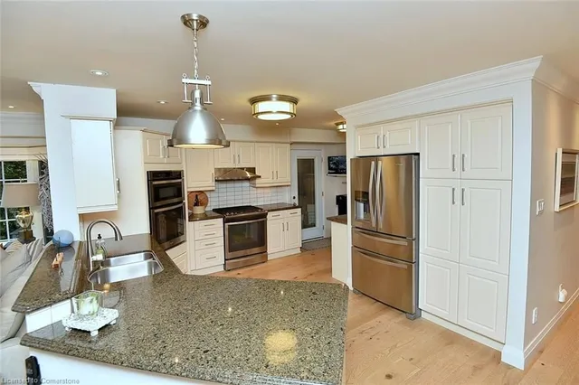 Additional image 20 of 3333 New St Unit 13