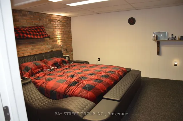 Additional image 12 of 125 Loyalist Dr