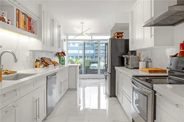 Additional image 29 of 1237 NORTH SHORE Blvd Unit 903