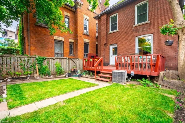 Additional image 36 of 26 Ontario Ave