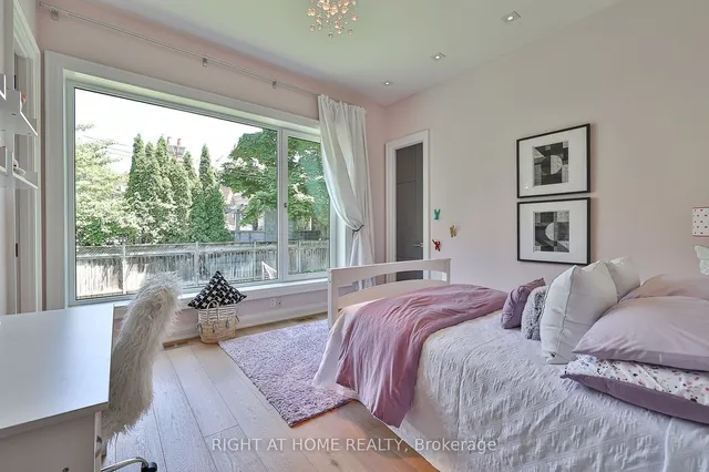 Additional image 22 of 179 Old Yonge St