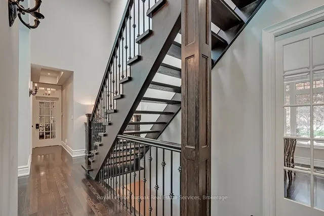 Additional image 7 of 883 Kingsway Dr