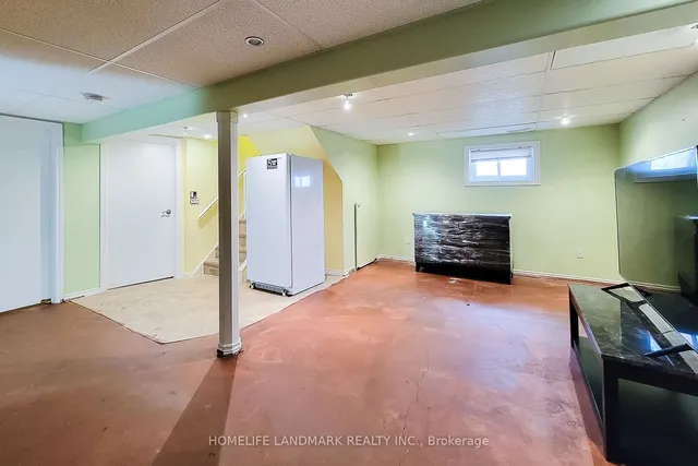 Additional image 27 of 75 Maclennan Ave