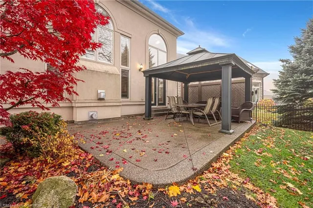 Additional image 44 of 15 Silver Maple Dr