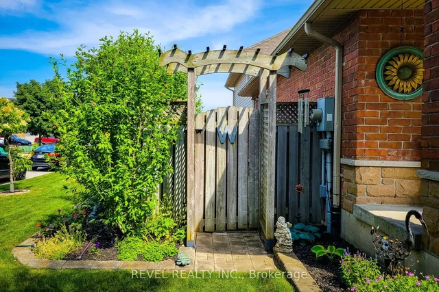 Additional image 34 of 2 Hampshire Pl