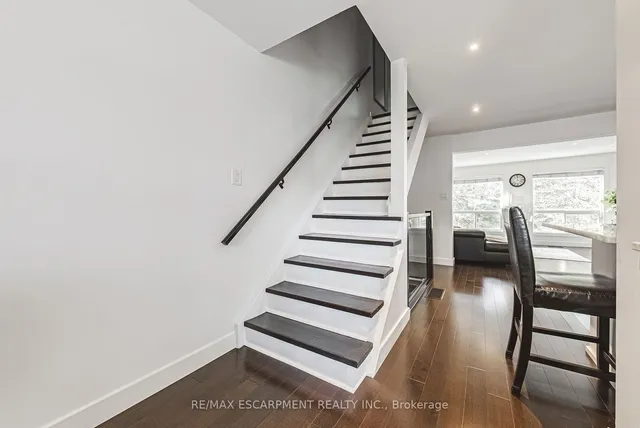 Additional image 21 of 1155 PARAMOUNT Dr Unit 26