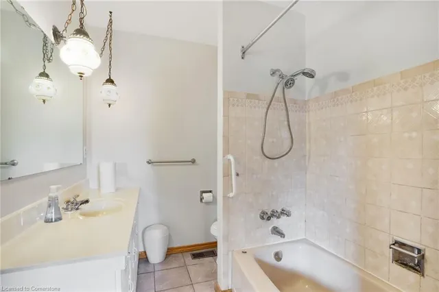 Additional image 18 of 77 Greenford Dr