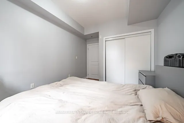 Additional image 11 of 90 Charlton Ave Unit 502