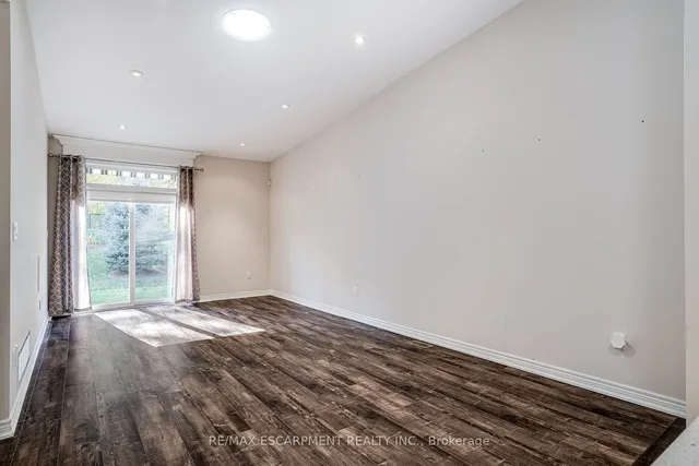 Additional image 26 of 19 Tallforest Tr