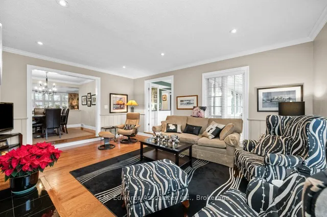 Additional image 27 of 481 Townsend Ave