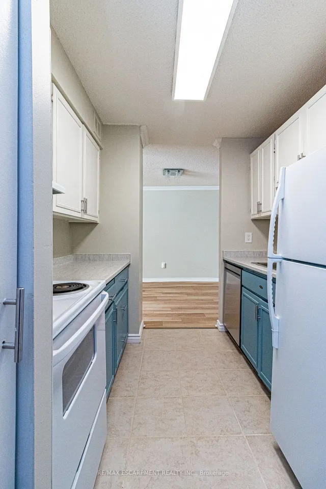 Additional image 11 of 222 Jackson St Unit 305