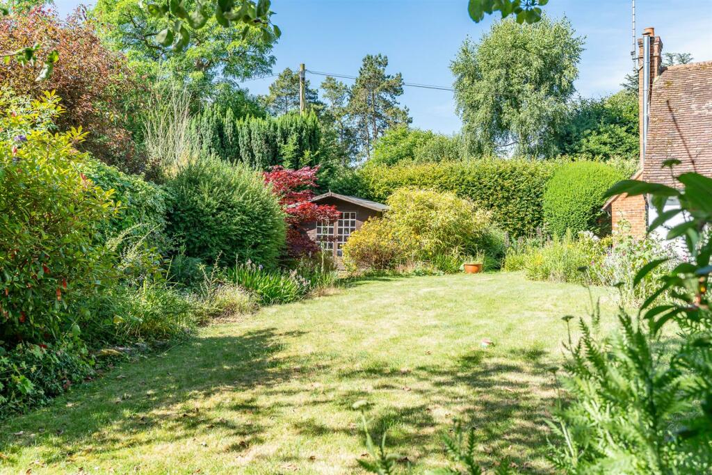 Additional image 26 of Pennyfathers Lane, Harmer Green Lane, Digswell