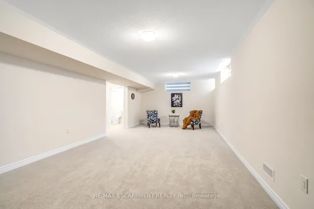 Additional image 37 of 3916 Koenig Rd