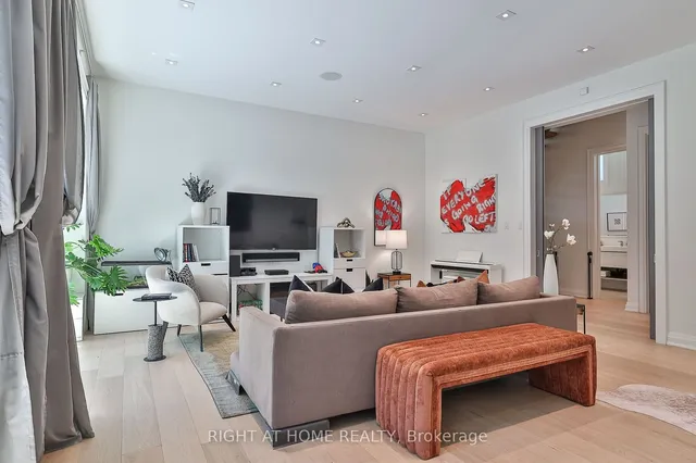 Additional image 32 of 179 Old Yonge St