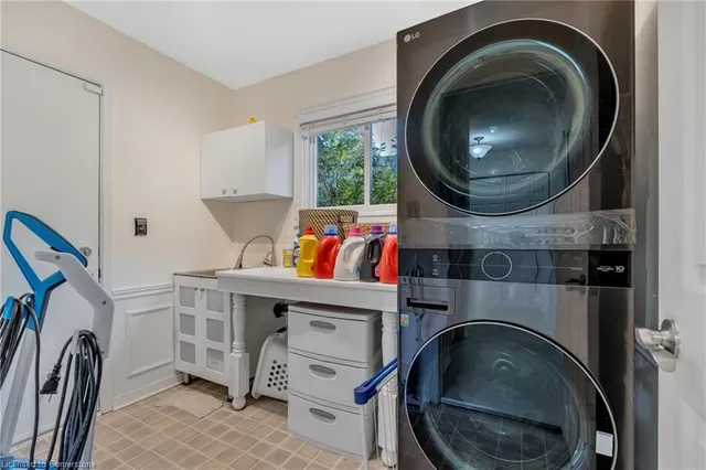 Additional image 12 of 196 Amberly Blvd