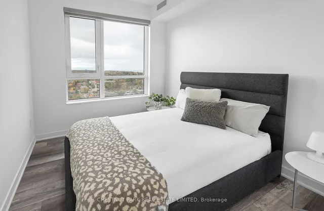 Additional image 11 of 2007 James St Unit 1502