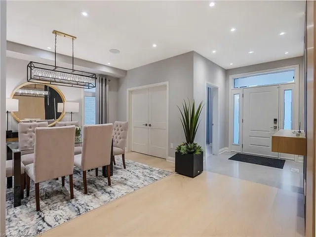 Additional image 6 of 395 Klein Cir