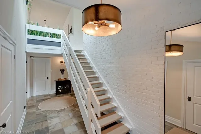 Additional image 4 of 2365 Britannia Rd