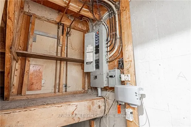 Additional image 27 of 479 ONTARIO St Unit 59