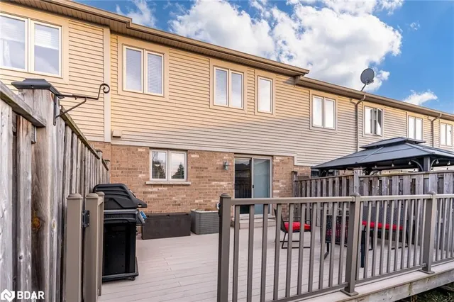 Additional image 39 of 10 Pumpkin Pass Unit 6