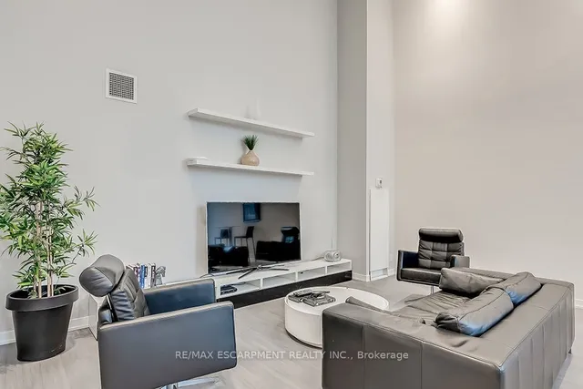 Additional image 28 of 1940 Ironstone Dr Unit 216